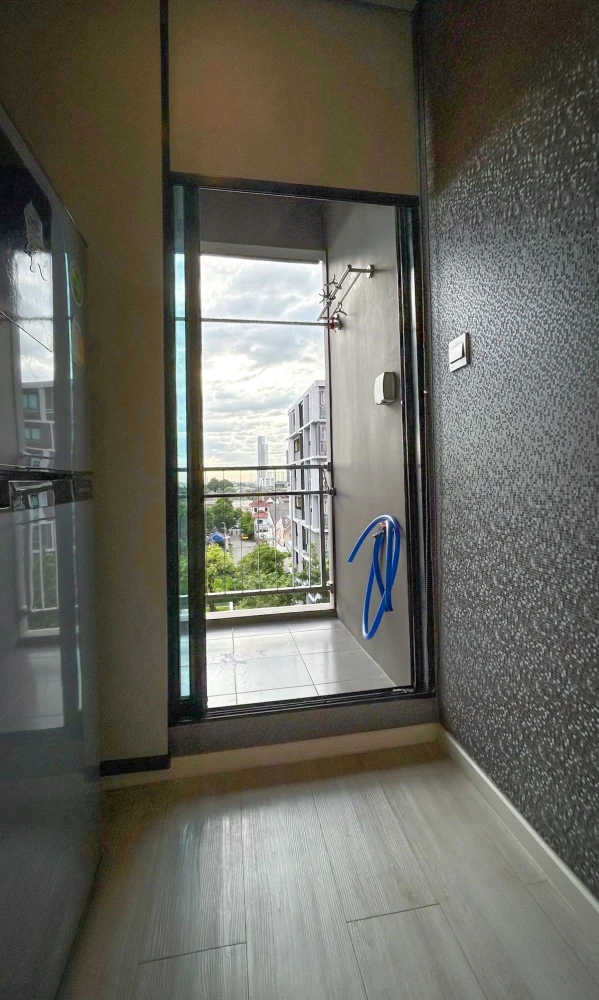 For Sale: Atmoz Ladprao 71, 6th floor. Beautiful view, fully furnished, and inviting. Act fast—reserve it now!