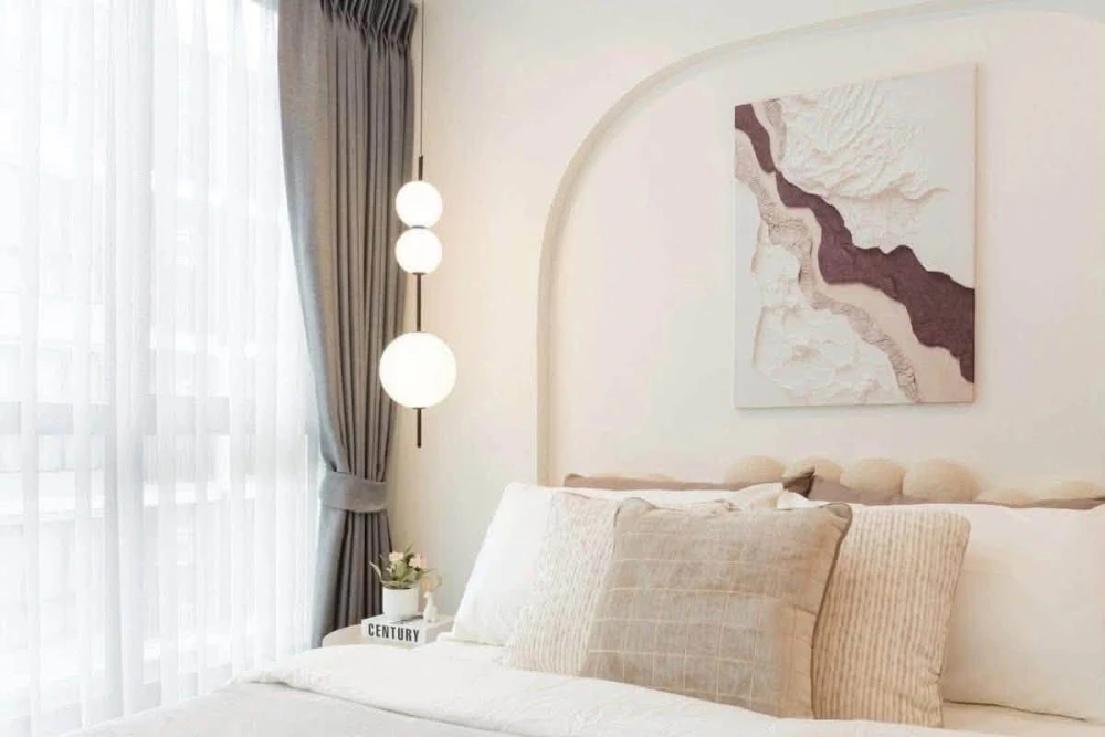 Selling Atmoz Ratchada-Huai Khwang condo. Beautifully decorated, stylish and very livable. Book now!