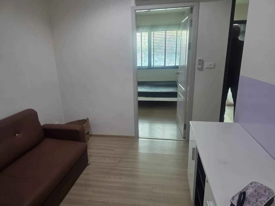 Selling a great-living unit at B-Loft Sukhumvit 115, 3rd floor, in a fantastic location with convenient transportation. Fully furnished.Don't miss out