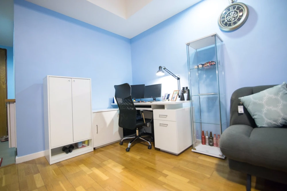 Baan-Nonsi Studio for sale, spacious living space, great location, fully furnished, reserve now!