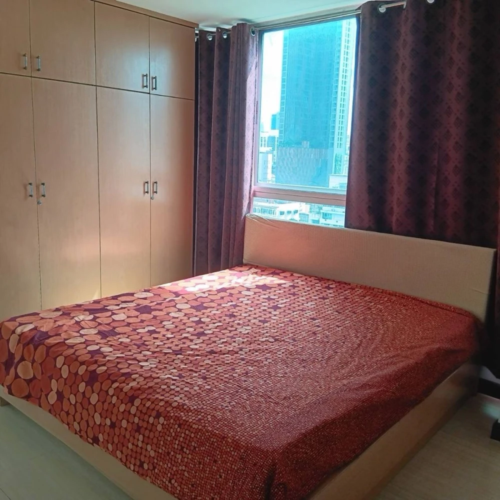 Baan Pathumwan 2 bedroom for sale, fully furnished, interested, reserve now.