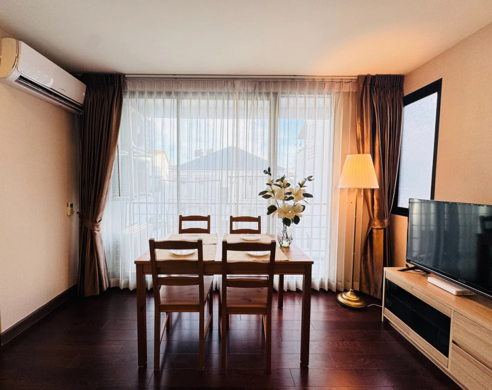 ขาย Bangkok FELIZ Sathorn-Taksin ชั้น 4 มาพร้อมการตกแต่งที่ครบครัน จองเลย