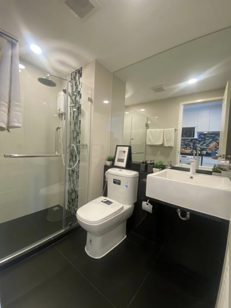 Selling/rent Bangkok Horizon Lite @ Phetkasem 48, 5th floor, Building A, *pool view*, fully furnished, ready to move in.