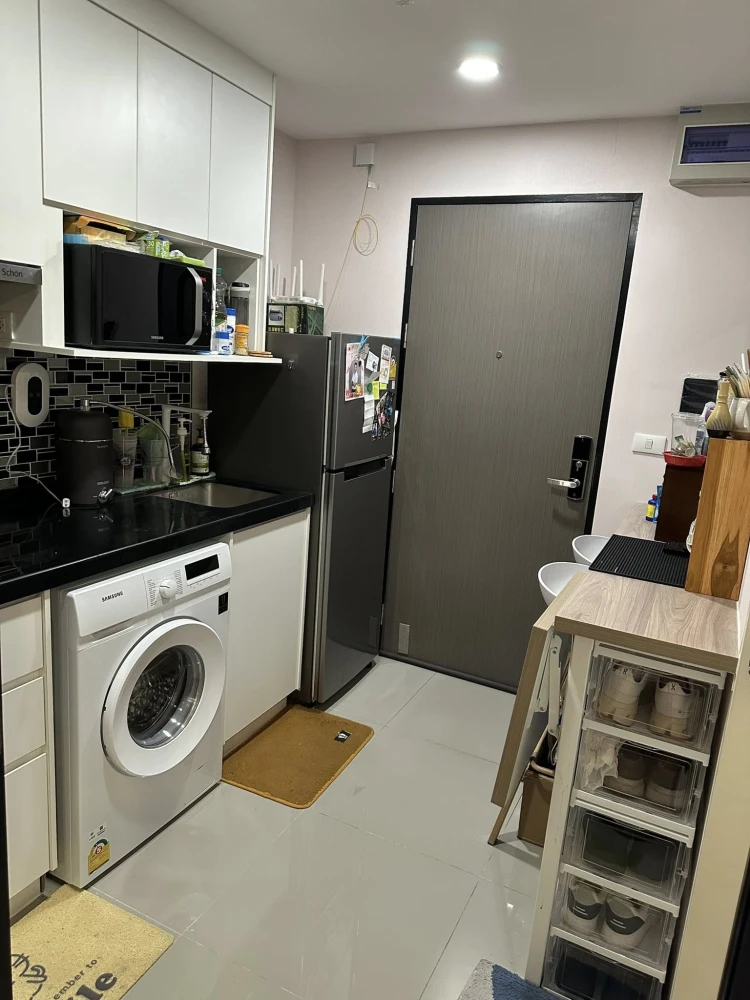 Selling/rent Bangkok Horizon Lite @ Phetkasem 48, 5th floor, Building A, *pool view*, fully furnished, ready to move in.