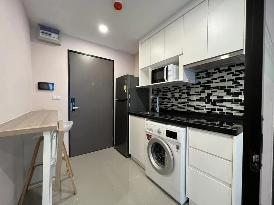 ขาย Bangkok Horizon lite @สถานีเพชรเกษม 48 ชั้น 3 วิวสระ เฟอร์นิเจอร์ Built in ครบ ซื้อเลย