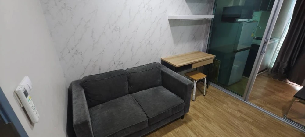 For sale: Be Condo Paholyothin, 5th floor, fully furnished, ready to move in. Interested? Hurry and reserve now!