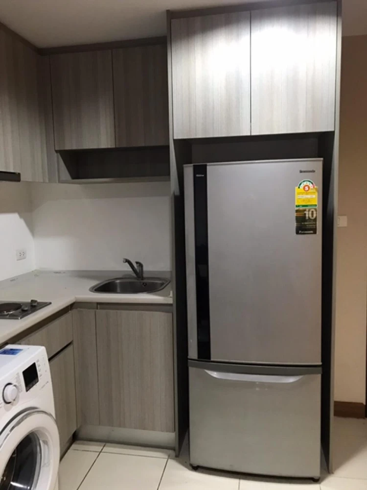 Belle Grand Rama 9 for sale, 15th floor, city view, fully furnished, reserve now, don't miss out, hurry!