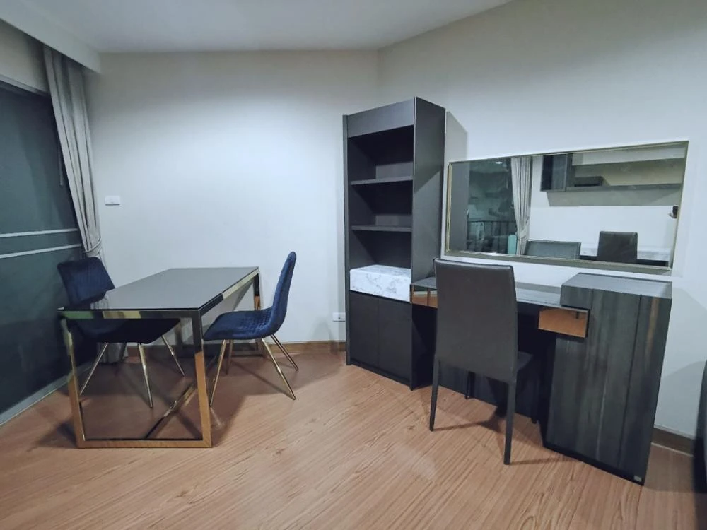 Belle Grand Rama 9 for sale, 15th floor, city view, fully furnished, reserve now, don't miss out, hurry!