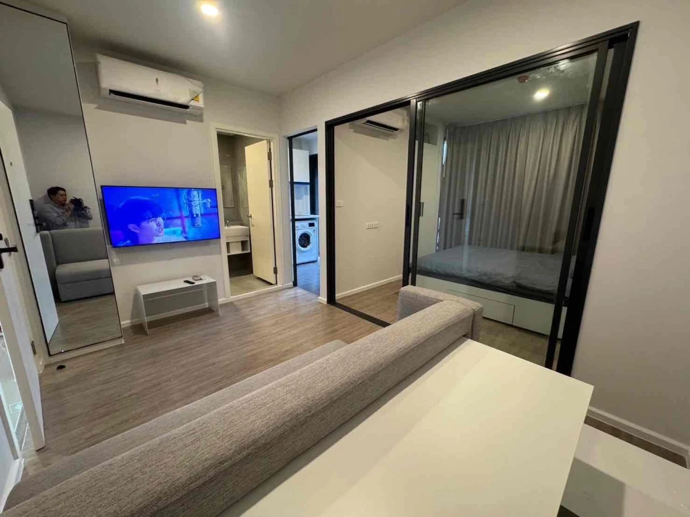 For sale: Blue Sukhumvit 89, clearly divided rooms, furnished and ready to move in. If you don't reserve, you'll miss out.