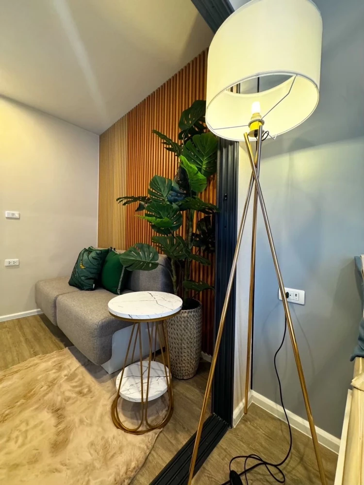 Selling beautiful and comfortable condos at Blue Sukhumvit 89. Fully furnished. Book now!