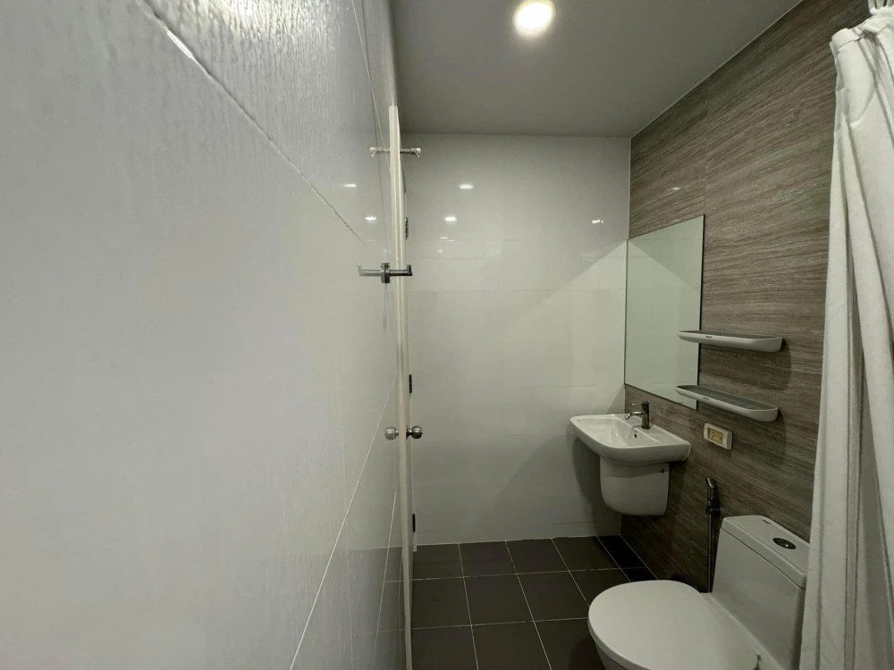 For sale: Brixton pet&play Sukhumvit 107, 2nd floor, Building C, divided into sections, pets allowed. Can you not reserve it?