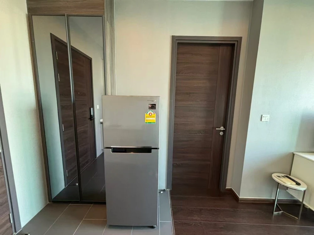 C Ekkamai Condominium for sale. Spacious rooms with ample living space at an attractive price. Book yours today! Don't miss out!