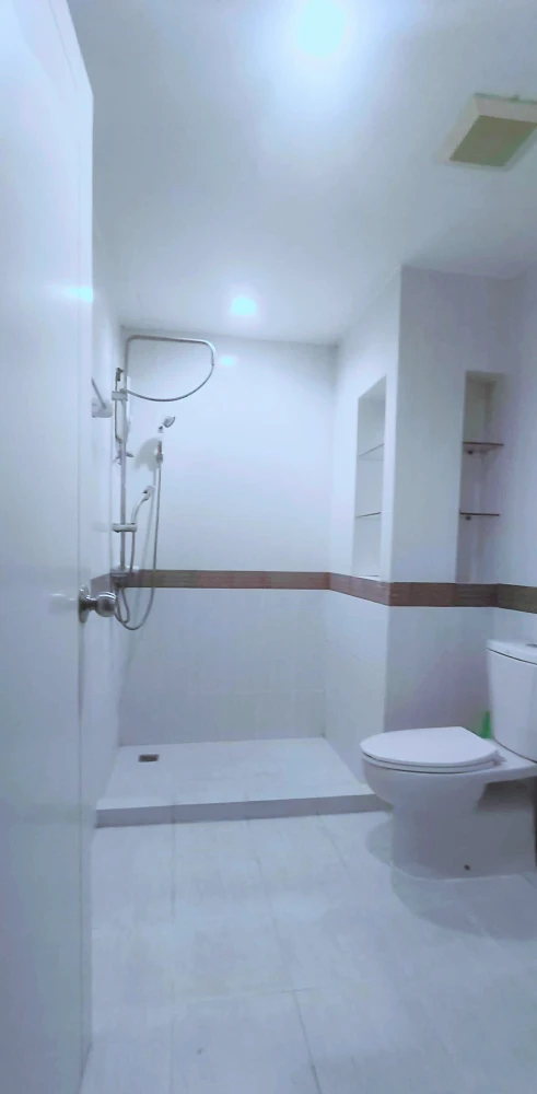 For sale: Casa Condo Asoke-Dindaeng, a lovely room, good location, complete amenities, beautiful view, reserve now!