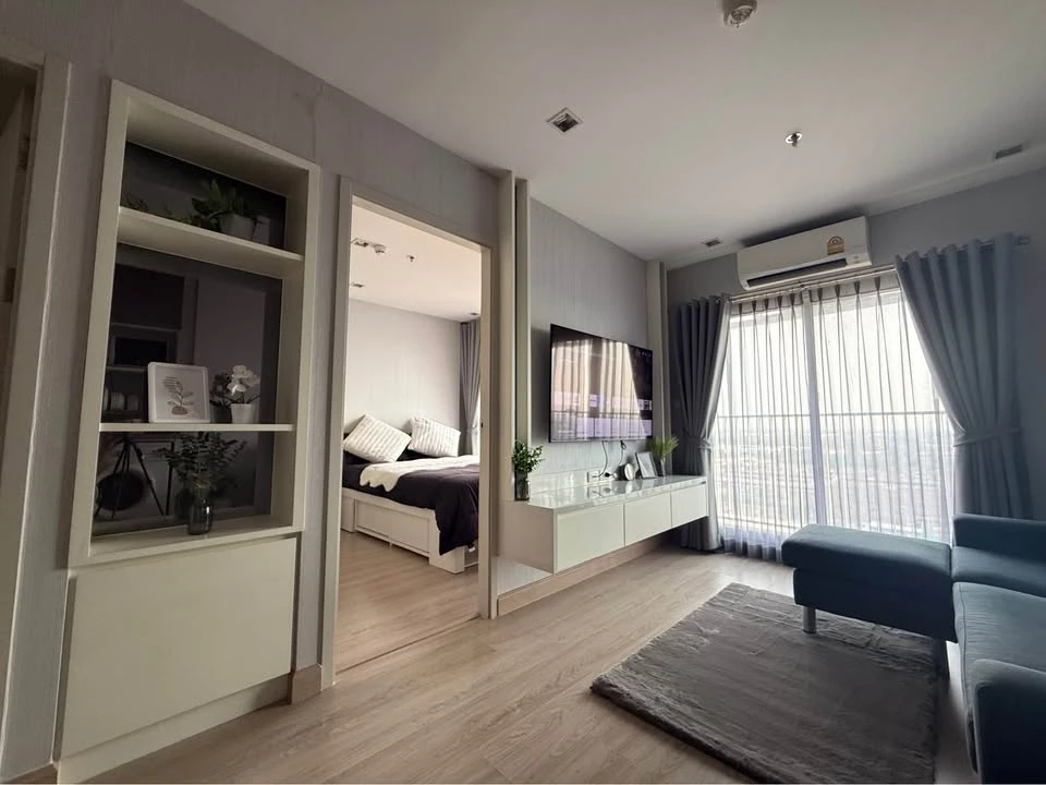 CASA CONDO for sale in Bang Yai. Beautiful room, great condition, fully furnished. Don't miss out! Contact us to discuss further!