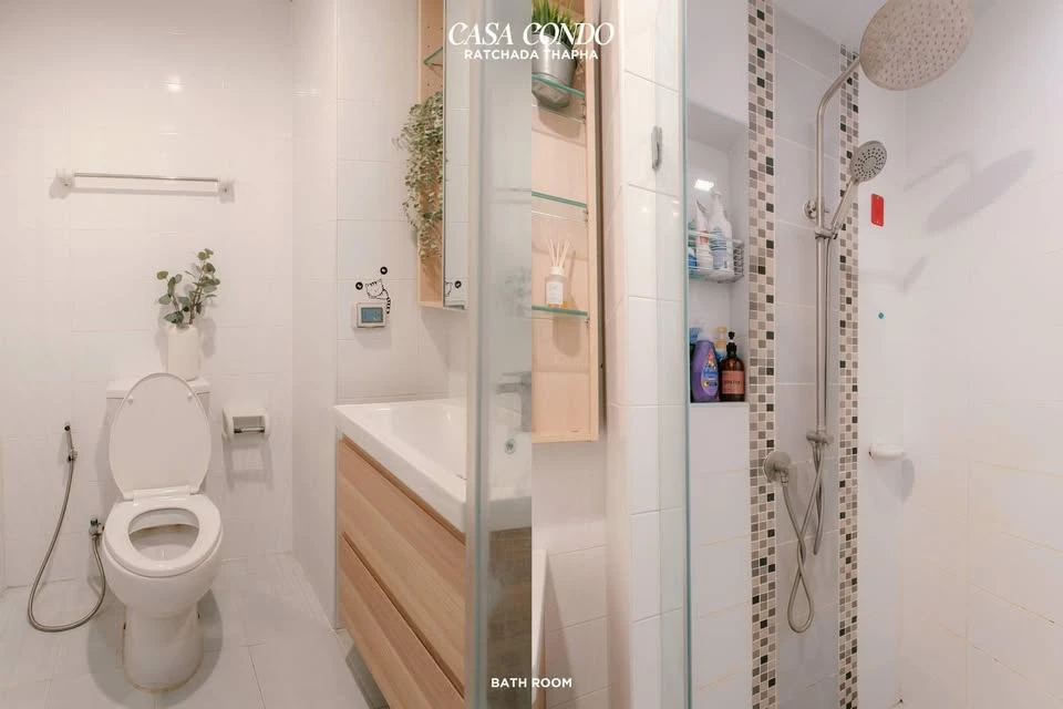 For sale CASA CONDO Ratchada-Tha Phra, complete furniture and electrical appliances. Decorated and ready to move in. Book now.