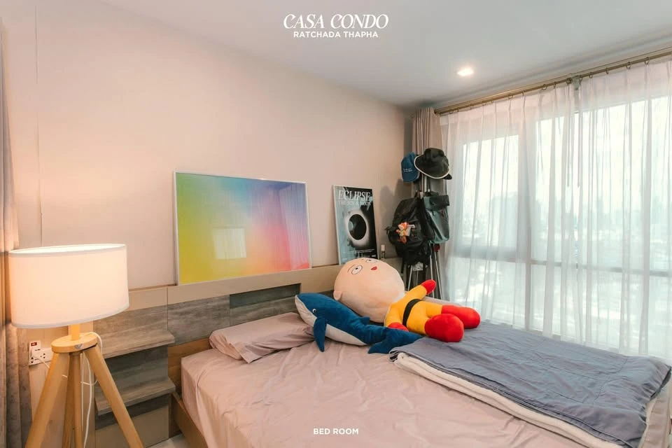 For sale CASA CONDO Ratchada-Tha Phra, complete furniture and electrical appliances. Decorated and ready to move in. Book now.