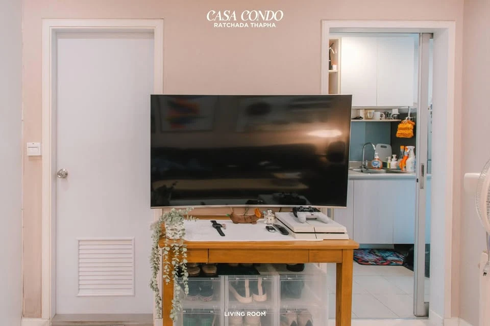 For sale CASA CONDO Ratchada-Tha Phra, complete furniture and electrical appliances. Decorated and ready to move in. Book now.