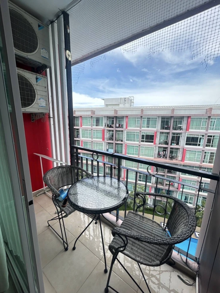For sale: CC Condominium 1, 1 bedroom, 1 bathroom, good location, fully furnished, don't miss out.