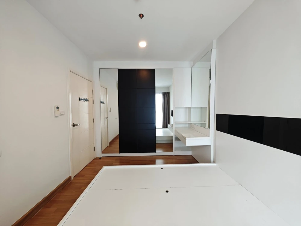 Centric Ratchada-Suthisan for sale, 1 bedroom, 1 bathroom, plenty of usable space, good location, reserve now.