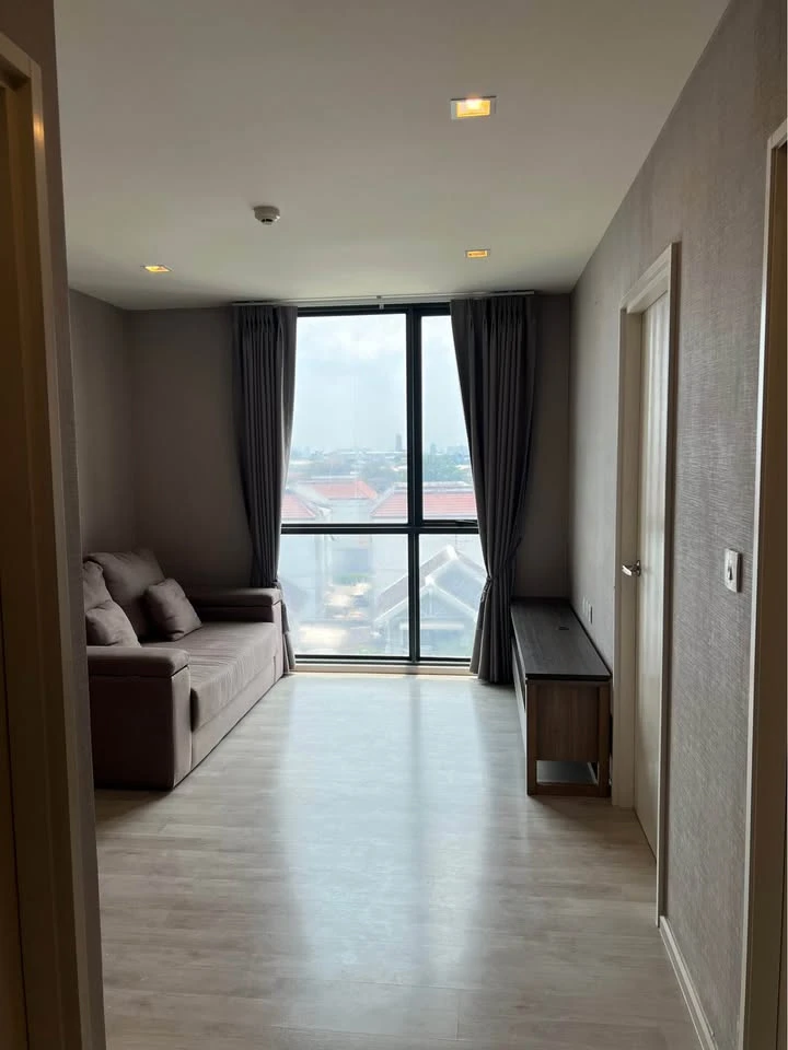 Sell/Rent Chambers Chaan Ladprao-Wanghin: 1 bedroom, 1 bathroom condo with spacious living area, great location, and complete amenities. Book now!