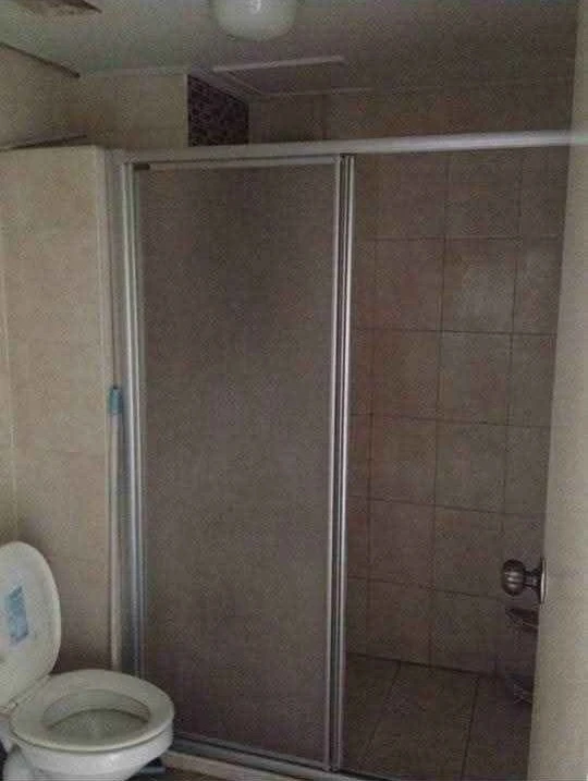 For sale: Champs Elysees Tiwanon, spacious room, balcony, with built-in decorations. Must reserve like this.