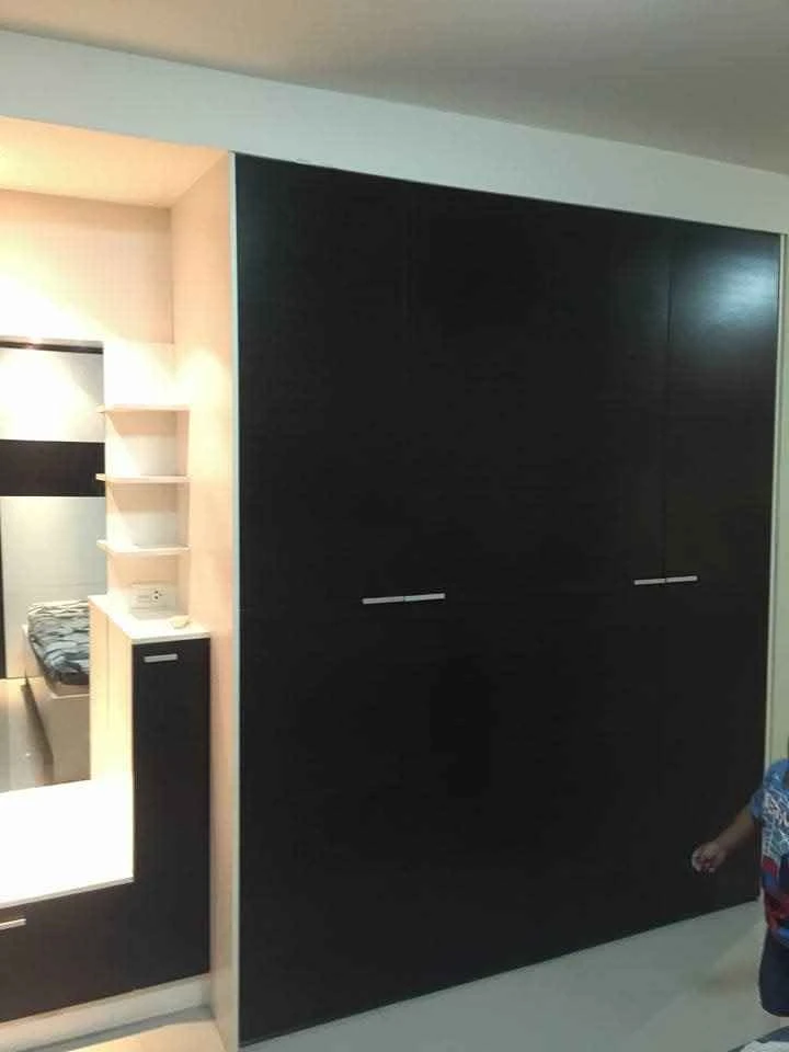 For sale: Champs Elysees Tiwanon, spacious room, balcony, with built-in decorations. Must reserve like this.