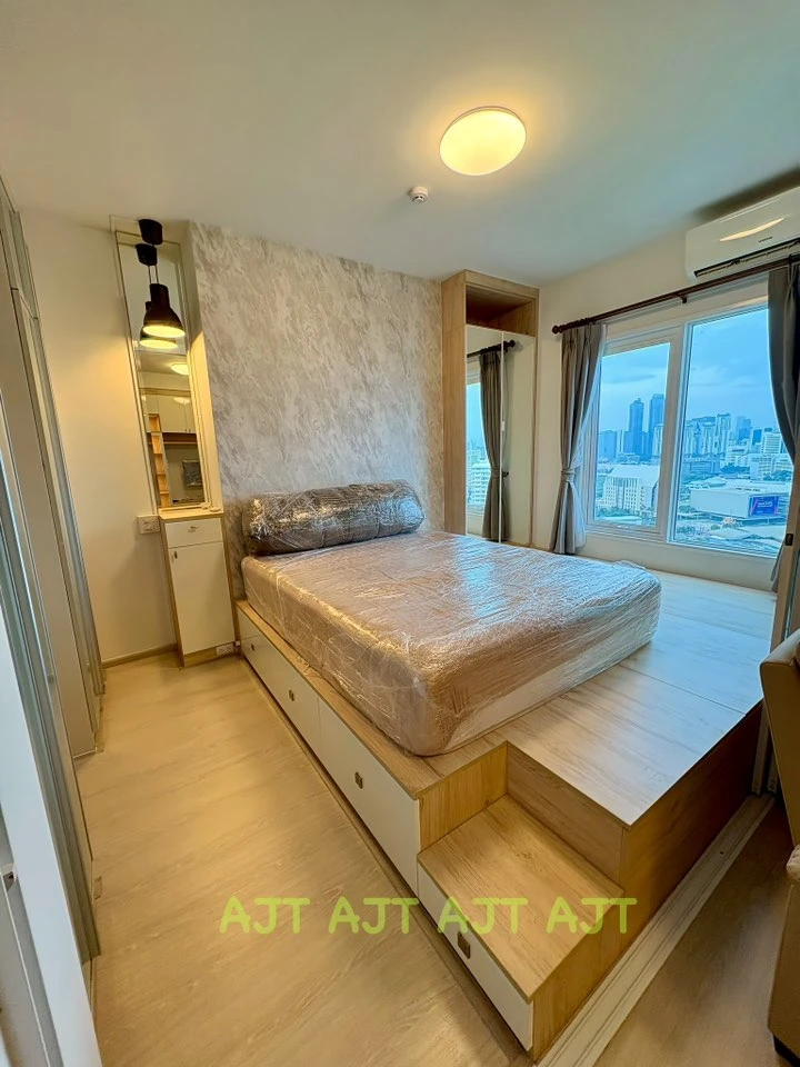 Chapter One Eco Ratchada-Huai Khwang for sale, ready to move in, fully furnished, hurry and reserve now!
