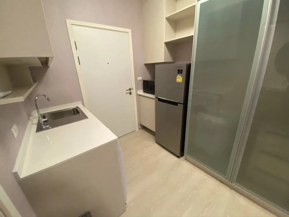 Chapter one eco Ratchada-Huai Khwang Studio room for sale. Fully furnished studio room. Grab it now!