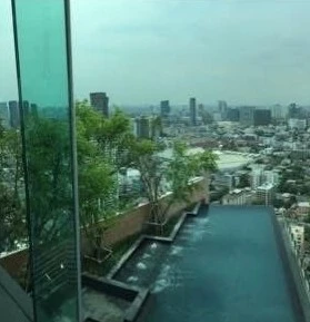 Selling Chapter One Mid Town Ladprao 24, high floor unit, fully furnished and equipped with appliances. Spacious and comfortable. Book now!