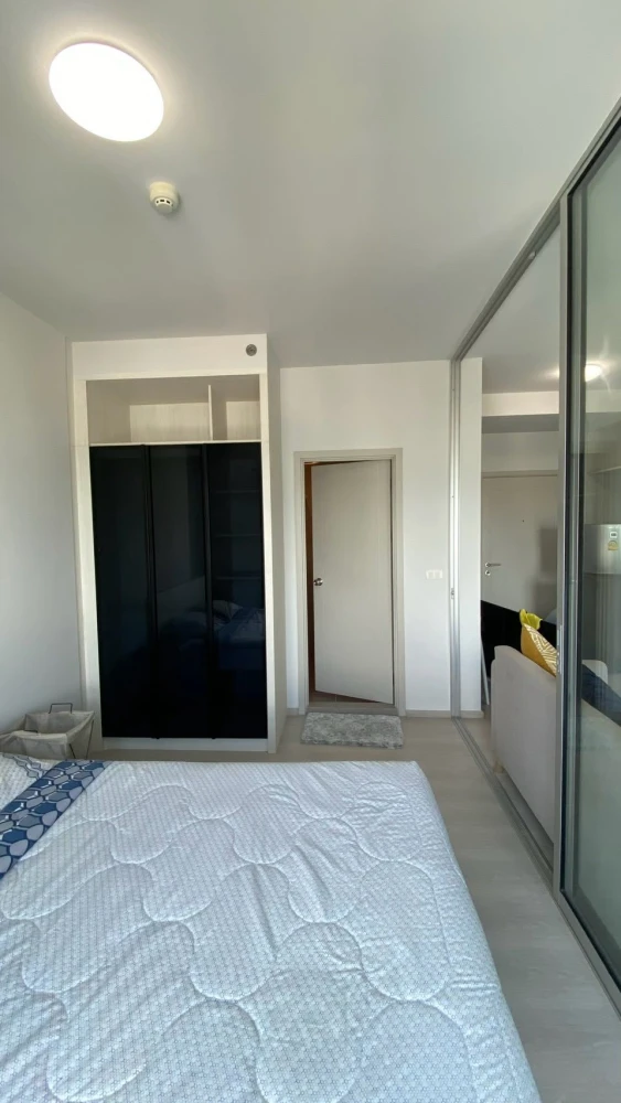 For Sale: Chapter One Shine Bangpo. Features stunning, unobstructed Chao Phraya River and city views from a very high floor. Comes fully furnished—an