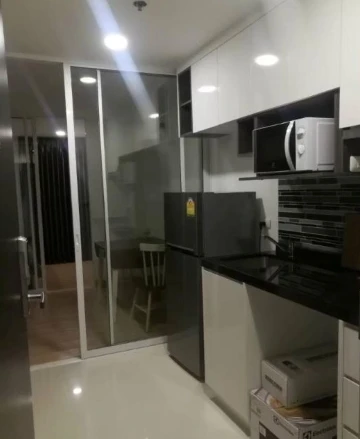 For sale: Chateau In Town Rama 8, a lovely room with complete decorations. Reserve now, don't miss out.