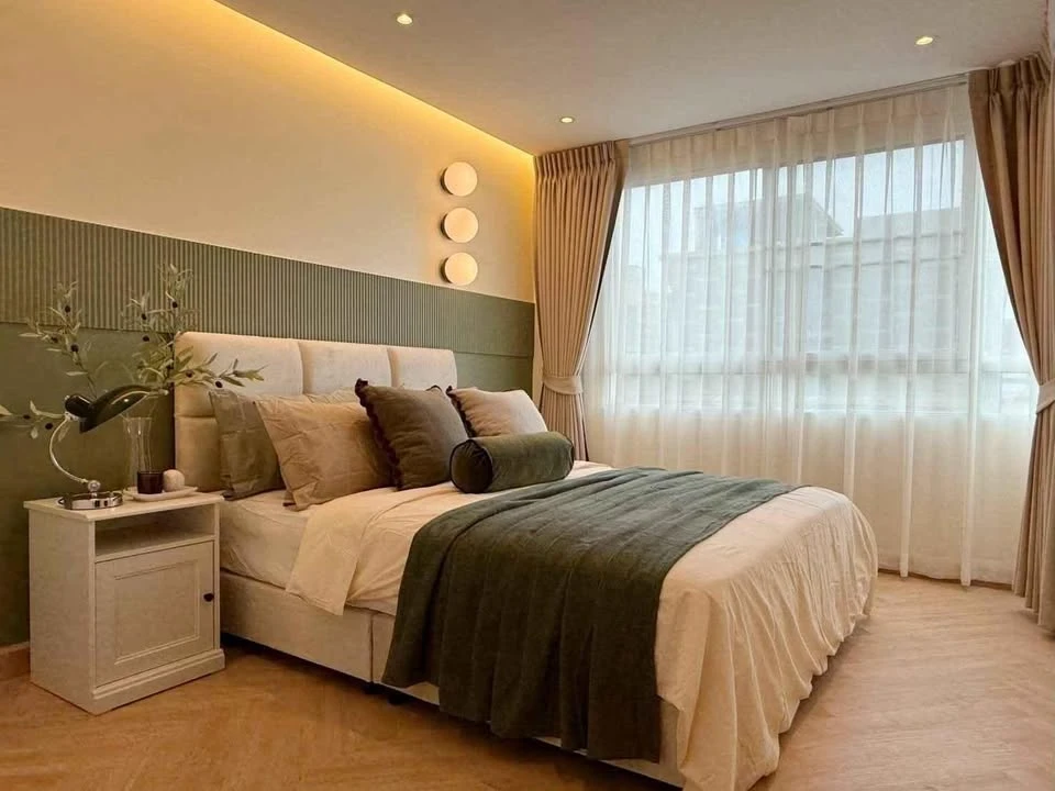 For sale: Chateau in Town Ratchada 17, a modern Japanese-style boutique hotel that still maintains a contemporary feel, offering a warm, resort-like a images