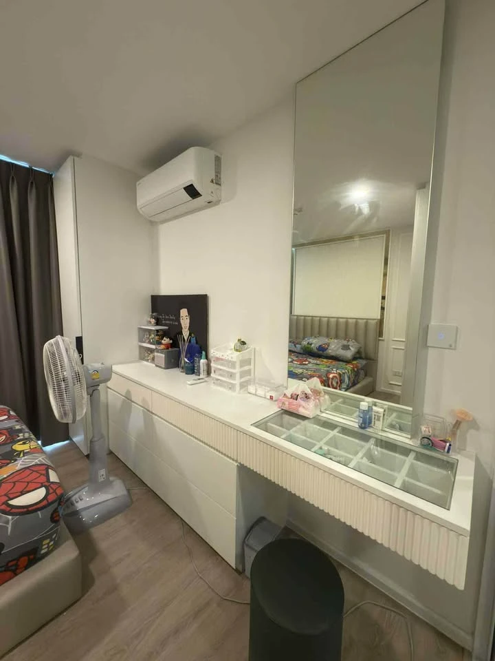 Chateau In Town Ratchayothin for sale, fully furnished with built-in furniture throughout the room, quiet atmosphere, just bring your belongings and m