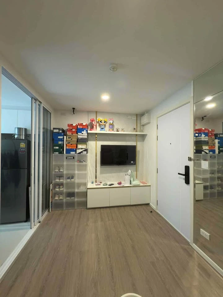 Chateau In Town Ratchayothin for sale, fully furnished with built-in furniture throughout the room, quiet atmosphere, just bring your belongings and m
