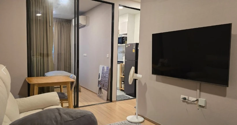 For sale: Chewathai Kaset Nawamin, 19th floor, corner room, fully furnished, nice to live in, reserve now, urgent.