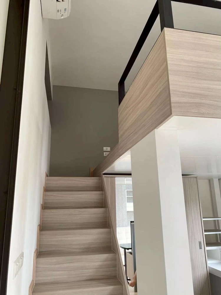 Selling Chewathai Residence Asoke, 25th floor, unobstructed view, fully furnished. Buy now, don't miss out!
