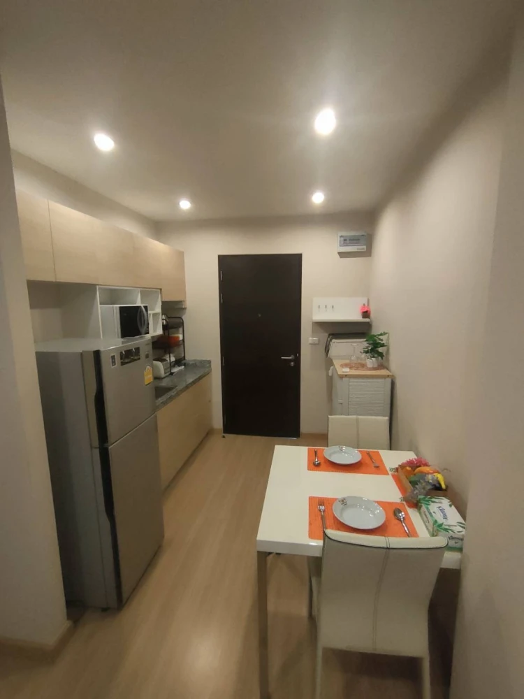 Chrisma Ramintra for sale, nice room, 5th floor, good location, comes with complete furniture and appliances. Don't miss it.