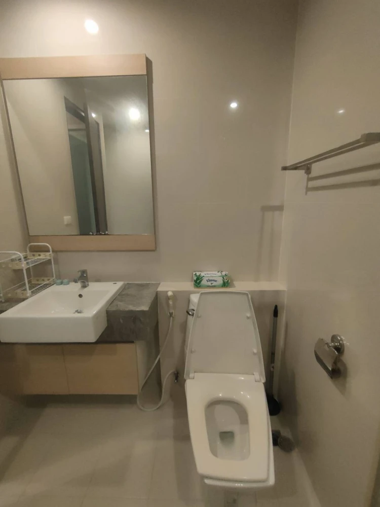 Chrisma Ramintra for sale, nice room, 5th floor, good location, comes with complete furniture and appliances. Don't miss it.