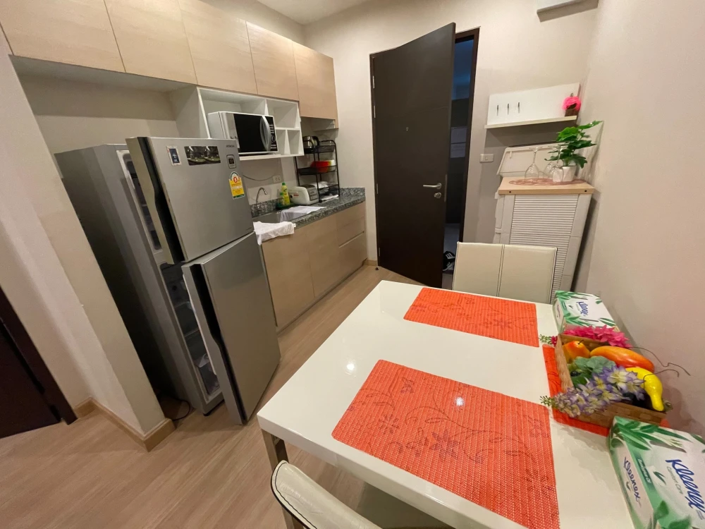 Chrisma Ramintra for sale, nice room, 5th floor, good location, comes with complete furniture and appliances. Don't miss it.