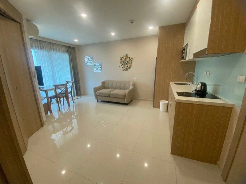 City Garden Tropicana condo for sale. Nice unit, fully furnished, spacious and comfortable. Book now!