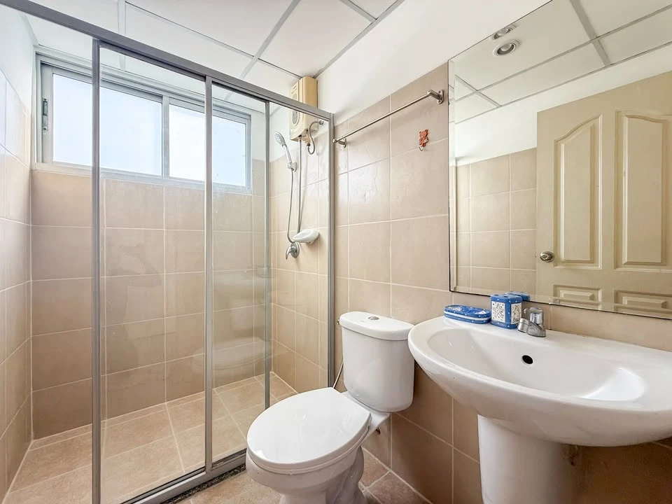For sale: City Home Ratchada-Pinklao, 1 bedroom, 1 bathroom, plenty of living space, fully furnished. Reserve now!