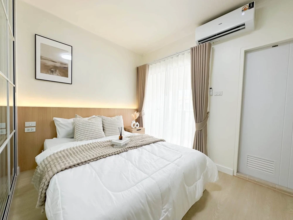 City Home Ratchada-Pinklao for sale: Beautifully decorated minimalist-style units in a prime location, fully furnished. Book now!