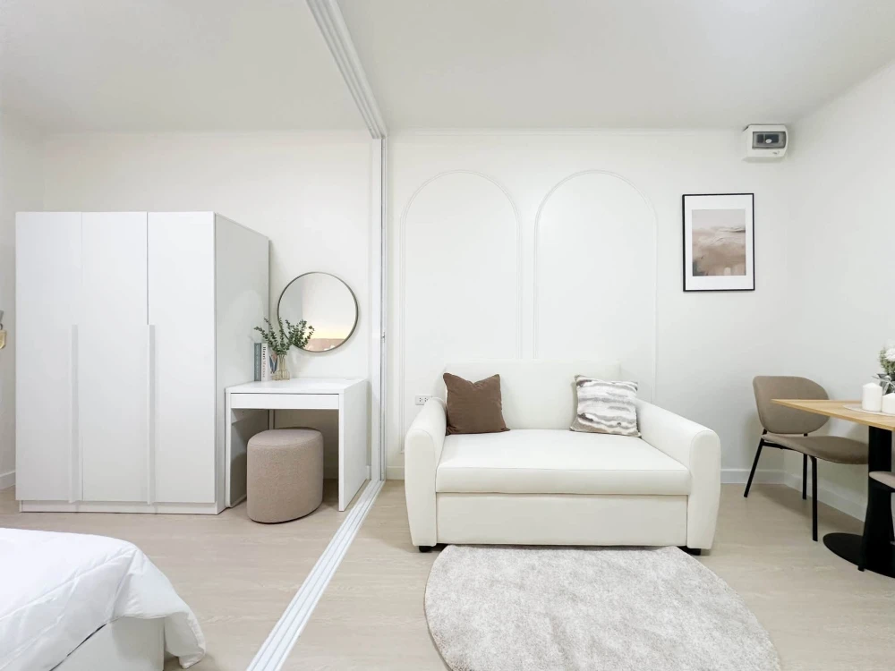 City Home Ratchada-Pinklao for sale: Beautifully decorated minimalist-style units in a prime location, fully furnished. Book now!