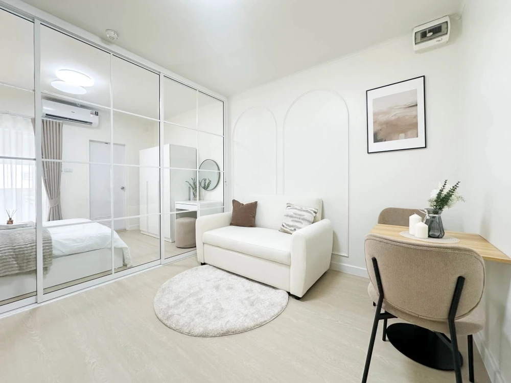 City Home Ratchada-Pinklao for sale: Beautifully decorated minimalist-style units in a prime location, fully furnished. Book now!