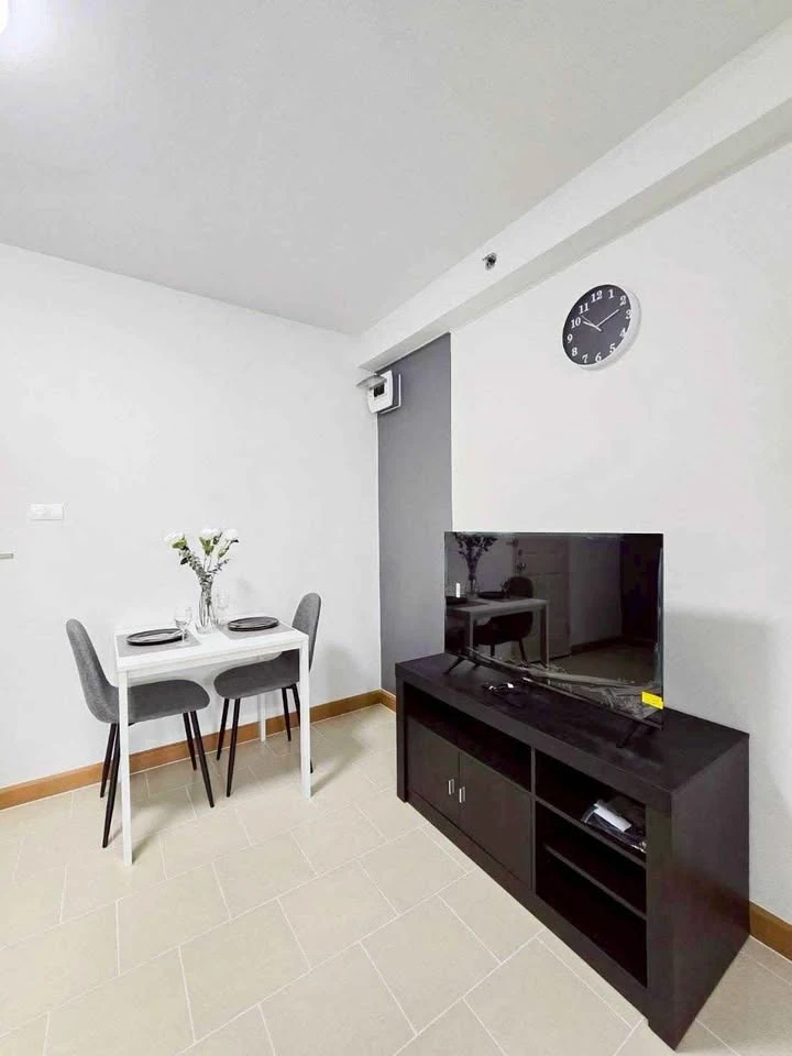 City Home Rattanathibet for sale. Ready to move in, fully furnished, high floor, spacious room. Book now!
