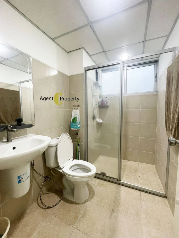 City Home Tha-Phra condo for sale. Fully furnished with appliances. High floor, great location. Book now before it's too late!!!