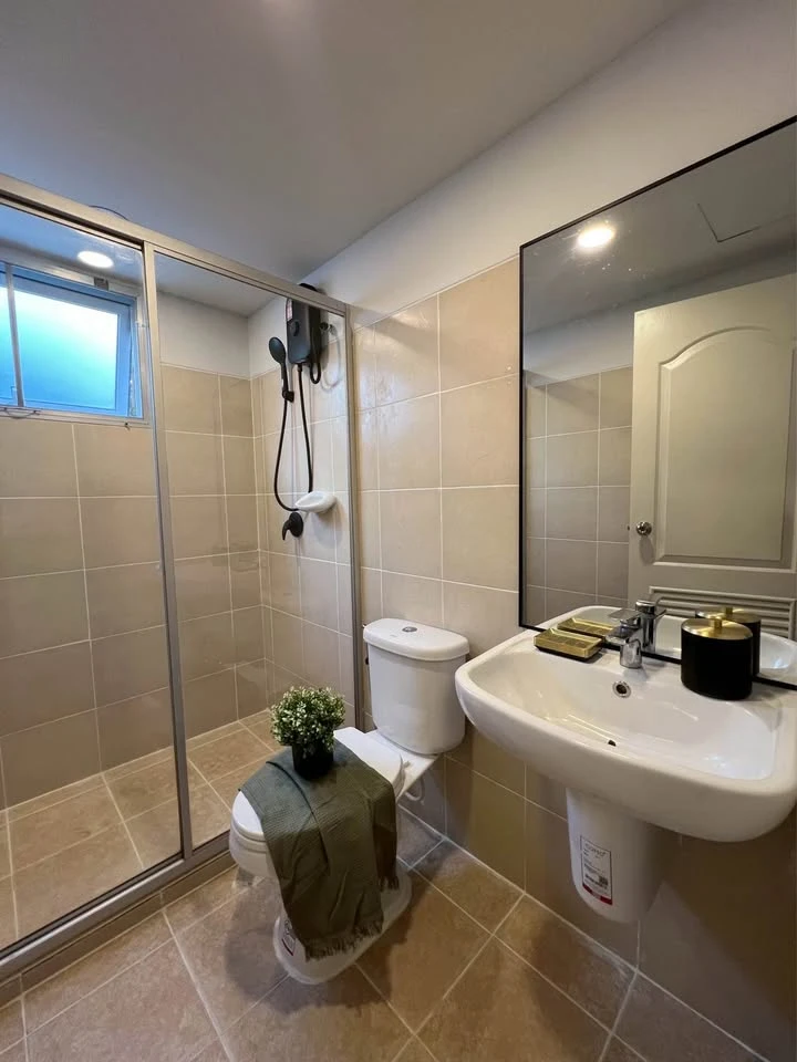 City Home Ratchada-Pinklao (Charansanitwong 95/1) for sale. Large 42 sq.m. unit, beautifully decorated, unobstructed view. Book now!