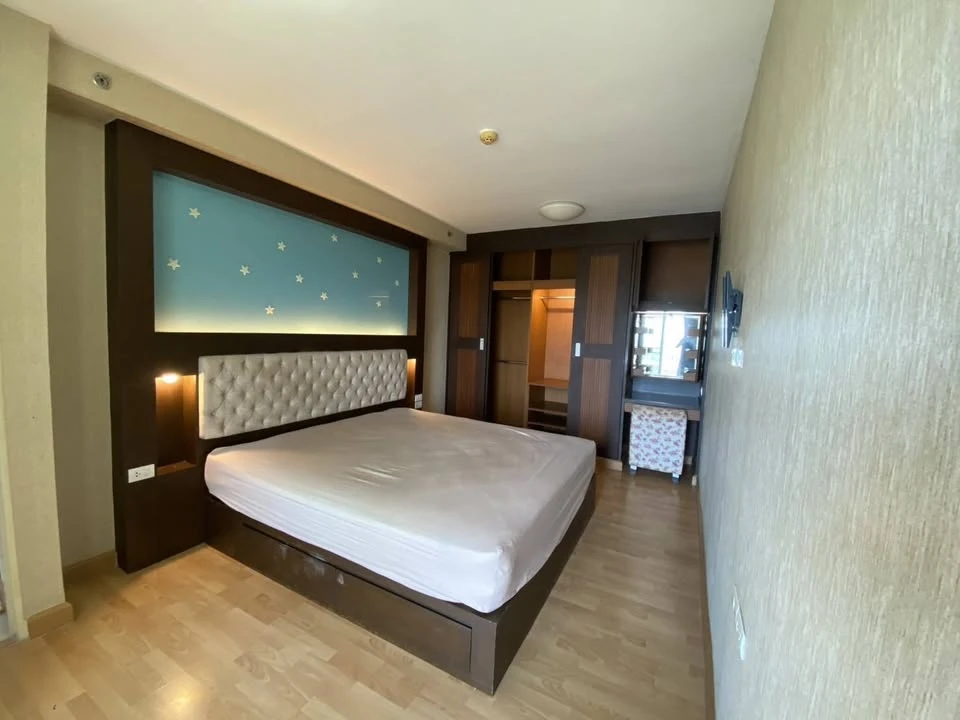 ขาย City Home รัตนาธิเบศน์ ชั้น 21 ห้องหันทางทิศเหนือ เฟอร์นิเจอร์บิ้วอิน หิ้วกระเป๋าเข้าอยู่ได้เลย