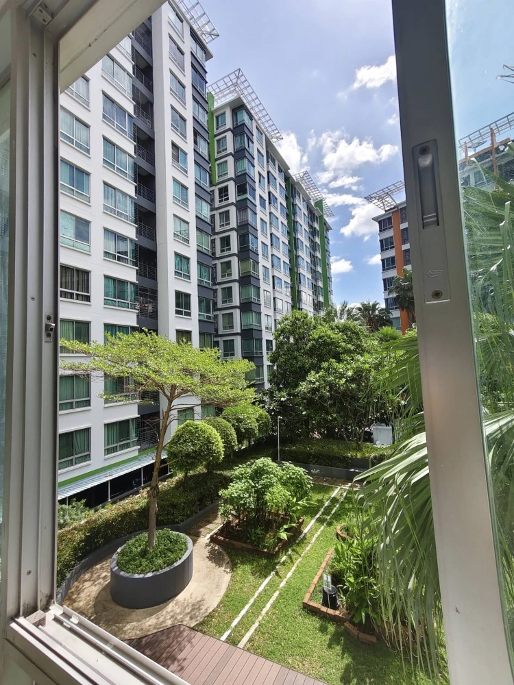 @City Condo, Sukhumvit 101/1, is selling spacious units with ample living space. Reserve yours today!