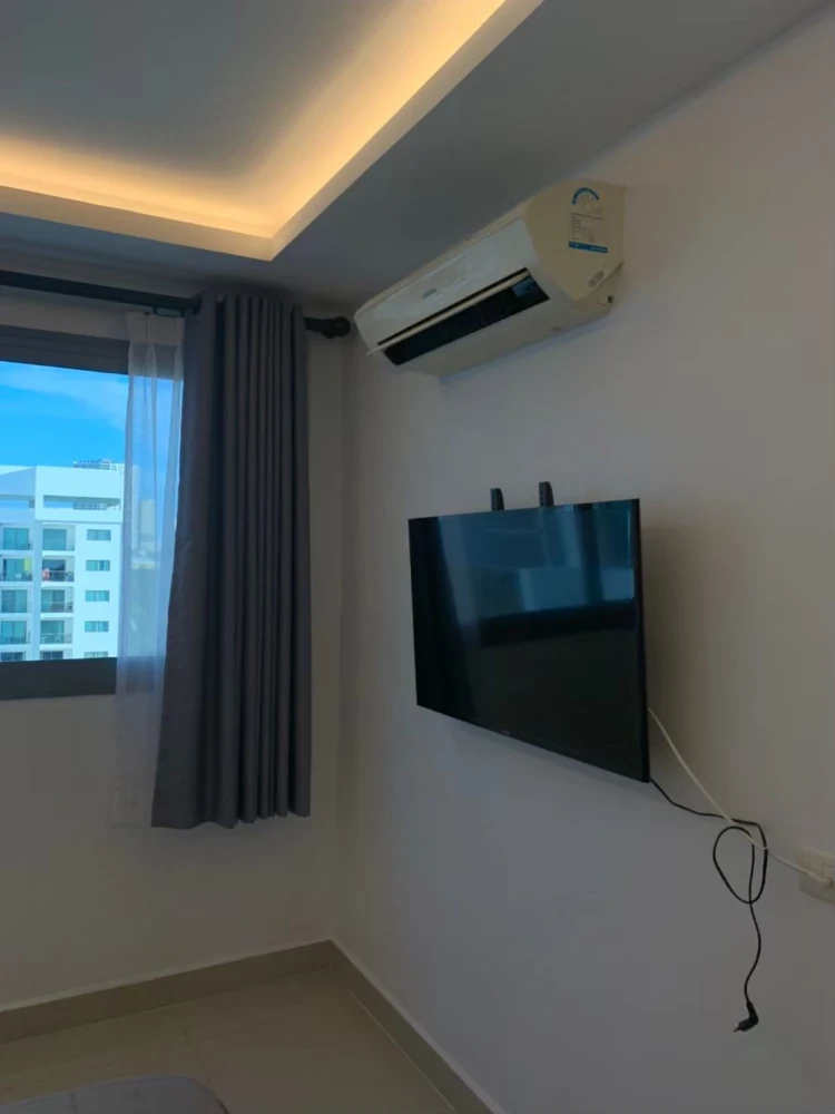 Club Royal Wongamat for sale, 1 bedroom, 1 bathroom, good location, convenient transportation, beautiful view, reserve now.